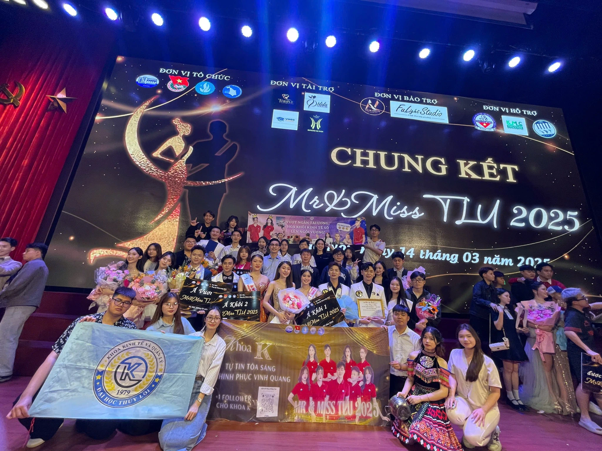KHOA KINH TẾ & QUẢN LÝ ĐẠI THẮNG TẠI CHUNG KẾT MR & MISS TLU 2025!